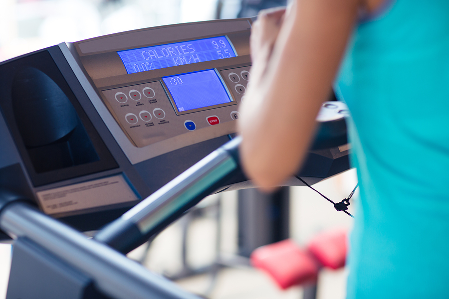 Treadmill vs Apple Watch